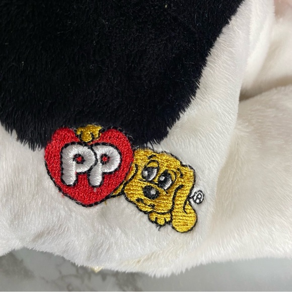 Pound Puppies 2007 White Black Brown Plushie Red Collar Nostalgia Collectible - Picture 4 of 6